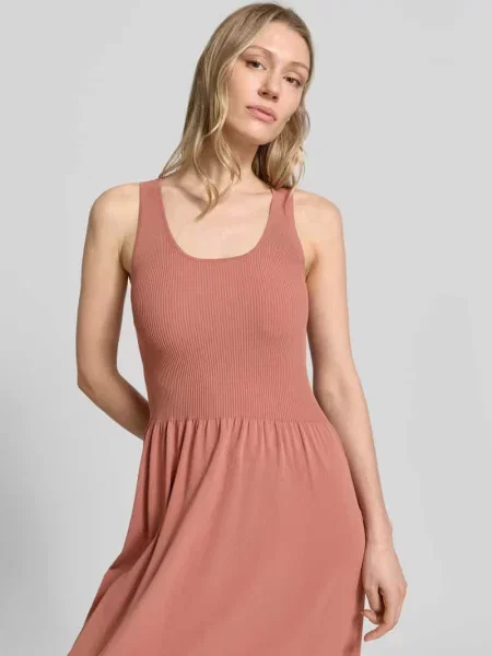 Linia a sukienka z dzianiny z mieszanka model CALIBRI' Weekend Max Mara