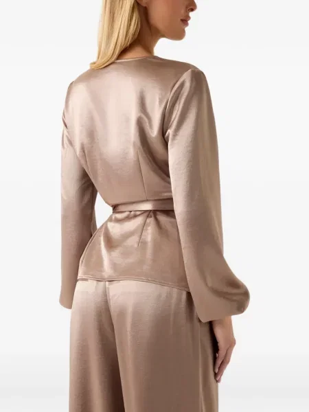 Bluză Guess din satin plic
