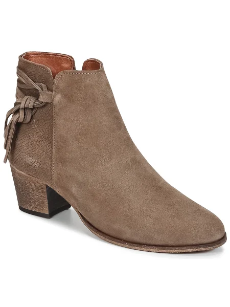 Pantofi Betty London maro