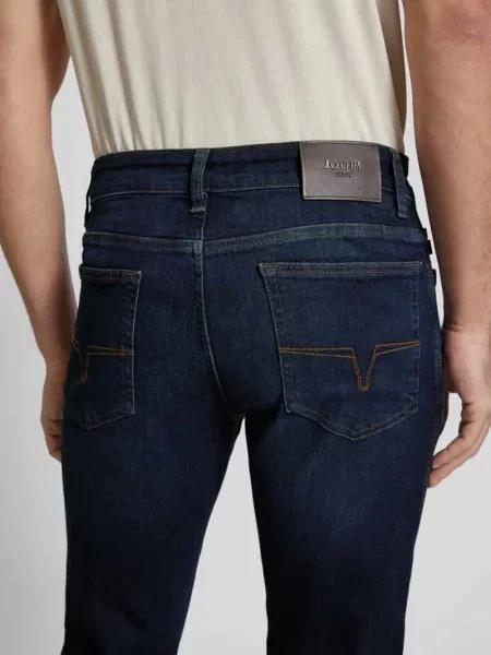 Jeansy o kroju nowoczesnym w 5 kieszeni model Mitch' Joop! Jeans