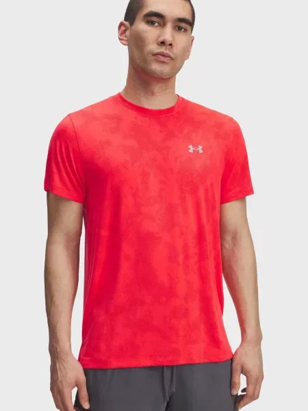 Спортивная футболка Under Armour красная