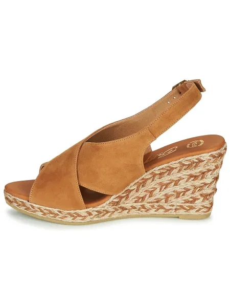 Pantofi Betty London maro