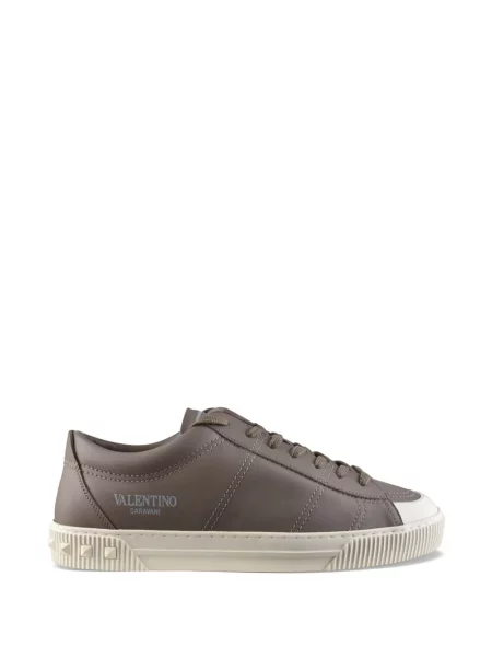 Sneakerși Valentino Garavani maro