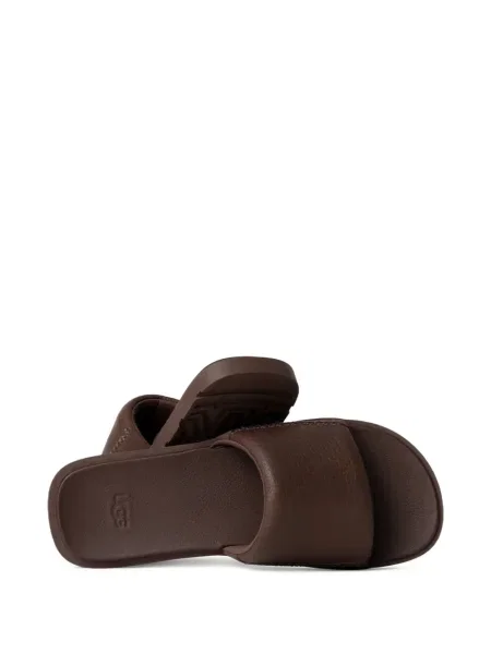 Papuci Ugg maro