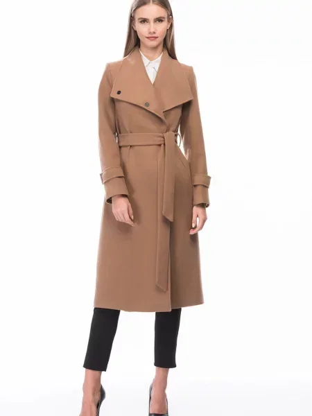 Płaszcz Dewberry czarny