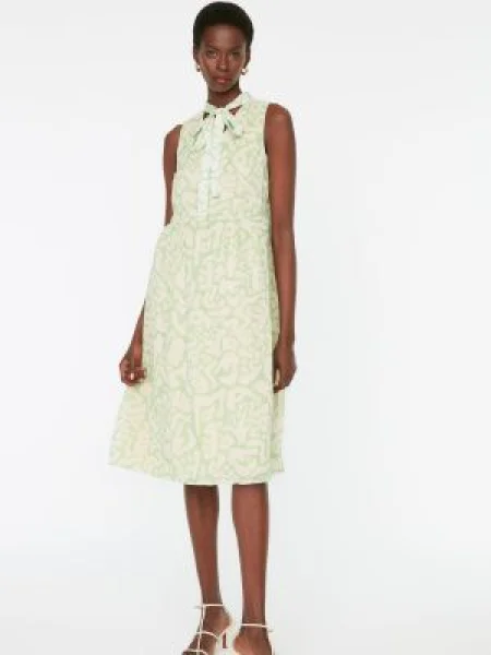 Rochie Trendyol verde