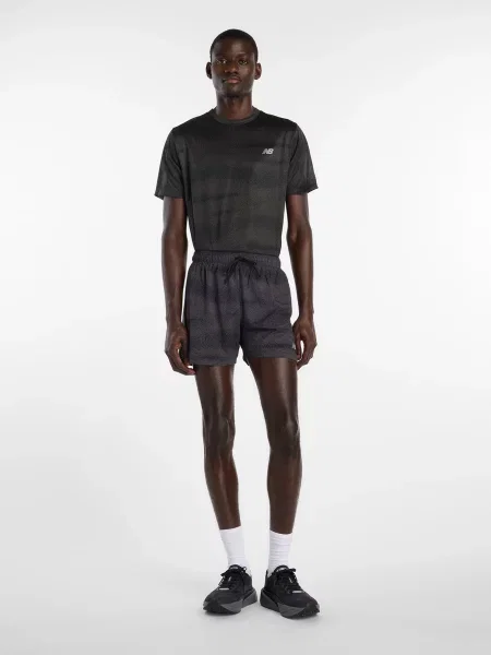 Футболка New Balance черная