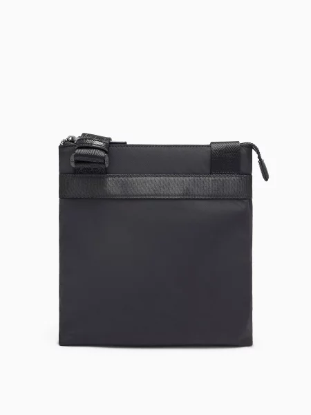 Armani Exchange Мессенджер чорний