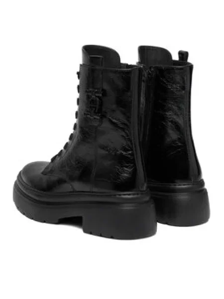 Bakancs Aigner fekete