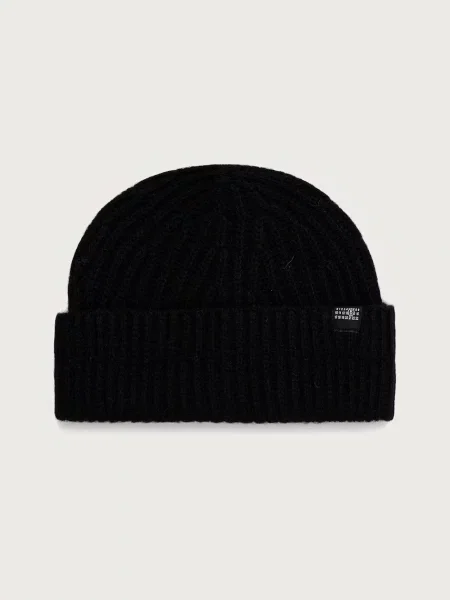 Maison Margiela beanie kapa z volno črna