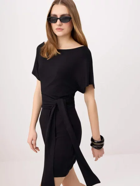 Trendyol Rochie negru