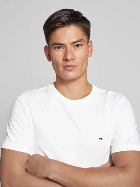 T-shirt z wyhaftowanym logo Tommy Hilfiger biała