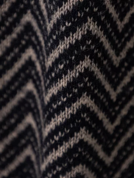 Шерстяной шарф Guess