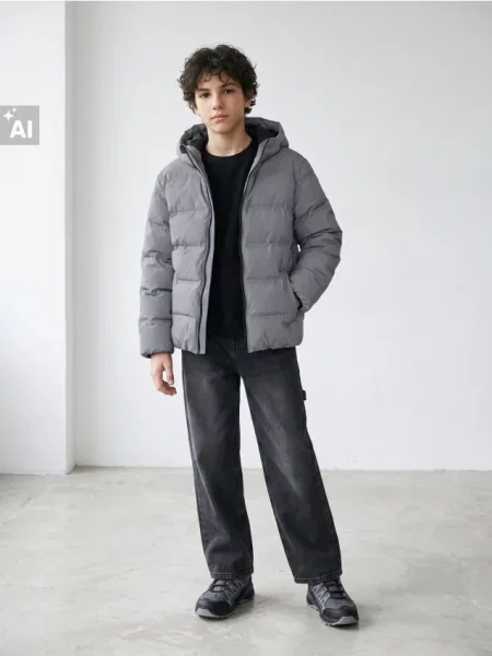 Sinsay Prošívaná puffer bunda s kapucí šedá