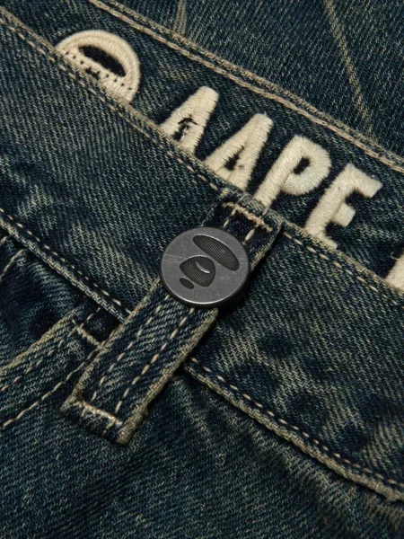 Široke traperice Aape By *a Bathing Ape® s autogramom plava