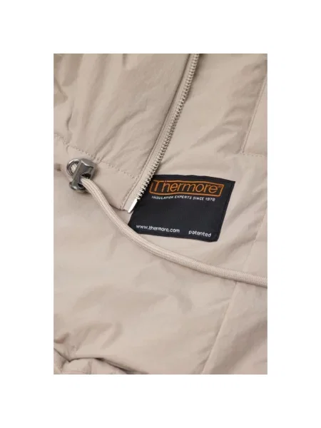 Zimowa kurtka Closed beżowa