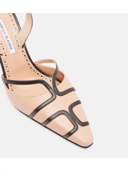 Pantofi cu toc Manolo Blahnik din piele slingback roz
