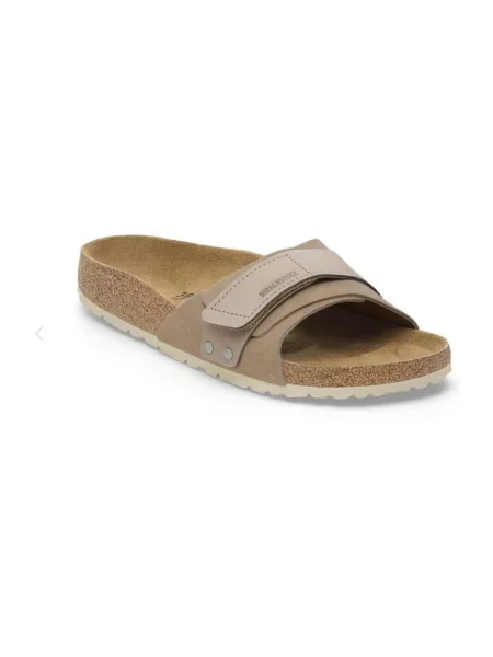 Klapki Birkenstock zamszowe beżowe