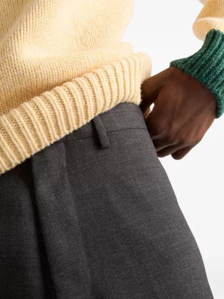Pantaloni Prada de lână gri