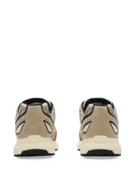 Sneakerși Burberry din piele de căprioară