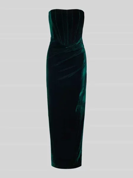 Sukienka koktajlowa z aksamitu z odkrytymi ramionami model ‘EVERLASTING’ Bardot