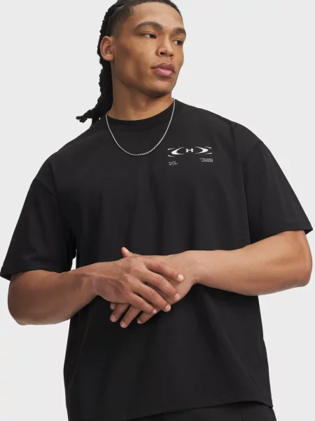Футболка Under Armour с лого черная
