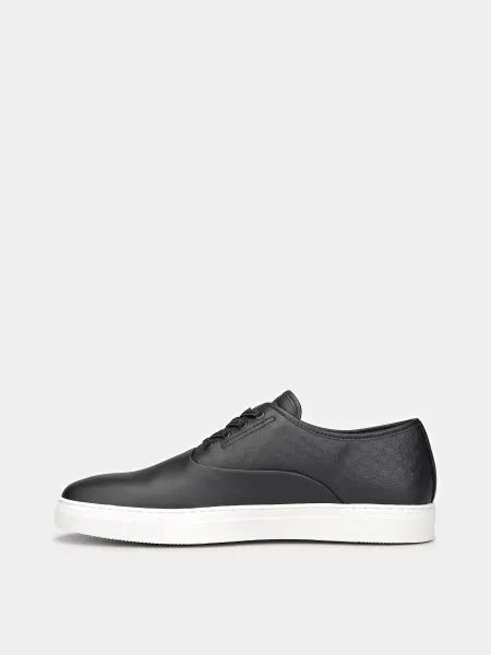 Кожаные кроссовки Emporio Armani черные