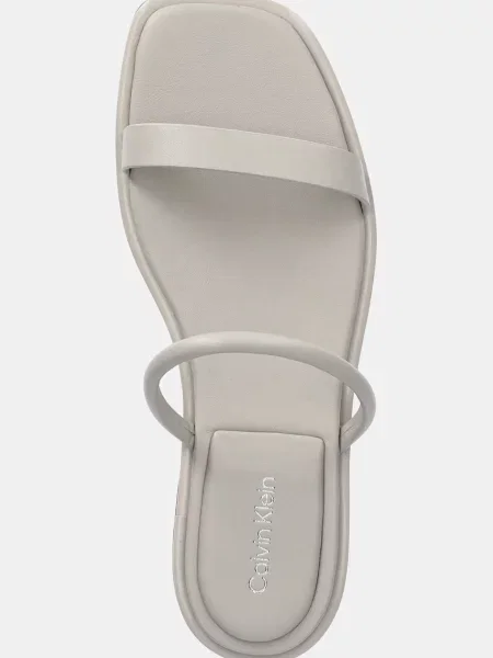 Calvin Klein bőr papucs FLAT SANDAL SQUARED LTH szürke