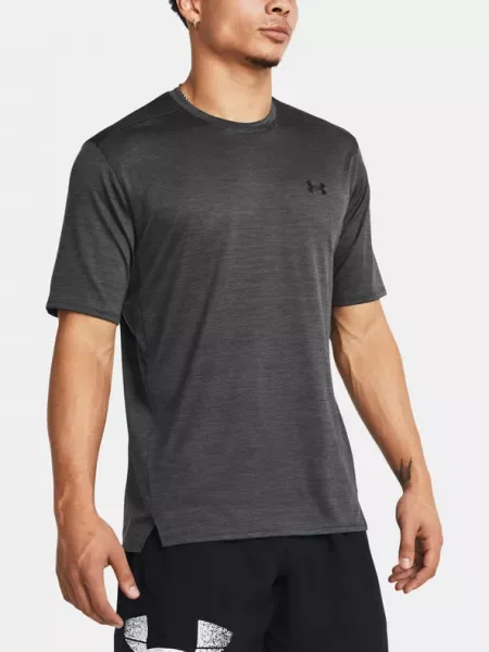 Póló Under Armour fekete