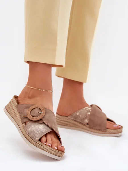 Sandali Inblu s polno peto z zaponko rjava