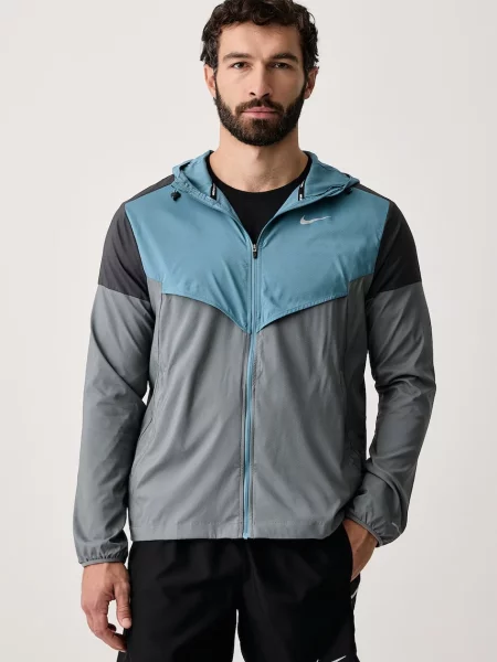 Nike kurtka do biegania Impossibly Light Windrunner szara