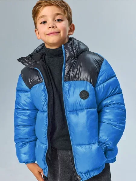 Sinsay Puffer bunda s kapucí a reflexními prvky modrá