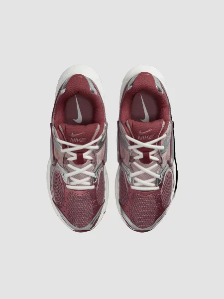 Кожаные повседневные кроссовки Nike