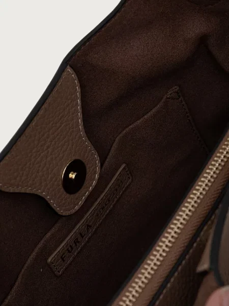 Кожаная сумка хобо Furla