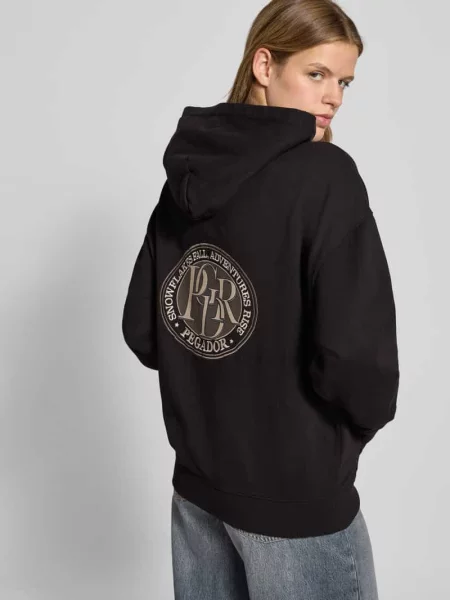 Bluza o kroju oversized z kapturem i kieszenią kangurką model ‘AVERSA’ Pegador czarna