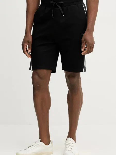 BOSS pantaloni scurți Tracksuit Short negru