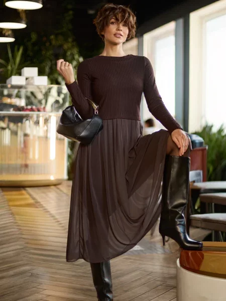 Велюрова Сукня міді Dressa коричневий