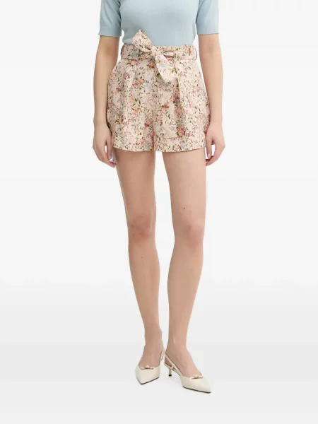 Pantaloni scurți Silvian Heach cu model floral cu imagine roz