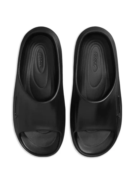 Papuci Nike cu imprimeu geometric negru