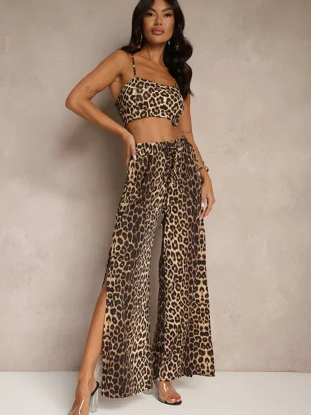 Panterkowy Panterkowy Komplet z Wiskozą Spodnie Ozdobione Rozcięciami i Top Zeralita