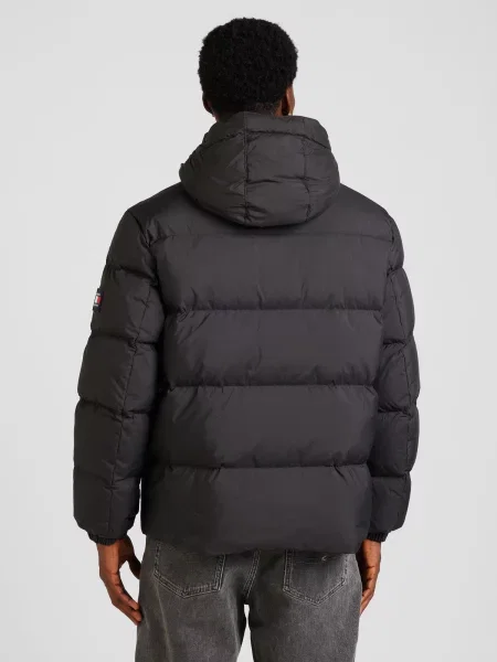 Tommy Jeans Vatovaná bunda Essential čierna