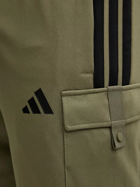 Шорты Adidas