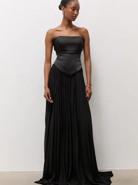 Answear.LAB rochie plisată negru