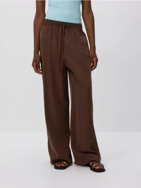 Reserved Широкі штани з модалу темно коричневий