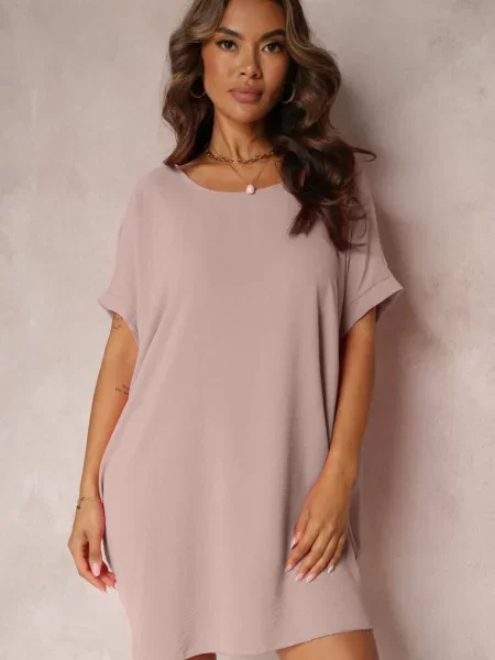 Boho Sukienka Mini o Fasonie Nietoperza z Okrągłym Dekoltem Maglia różowa