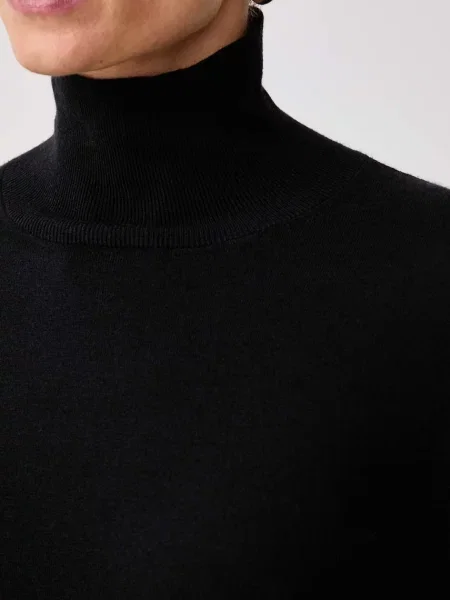Шелковая водолазка Weekend Max Mara для гольфа