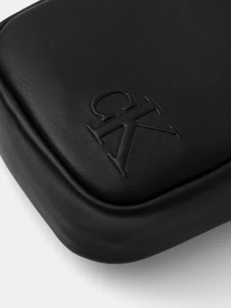 Calvin Klein Чанта през рамо черно