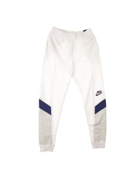 Joggery Nike białe