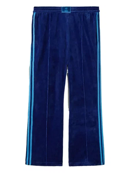 Șapcă Adidas cu dungi cu broderie de catifea alb