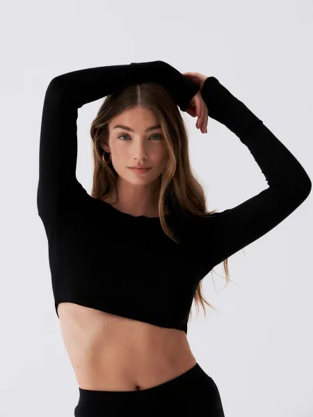 RÆRE by Lorena Rae Tricou Asya' negru
